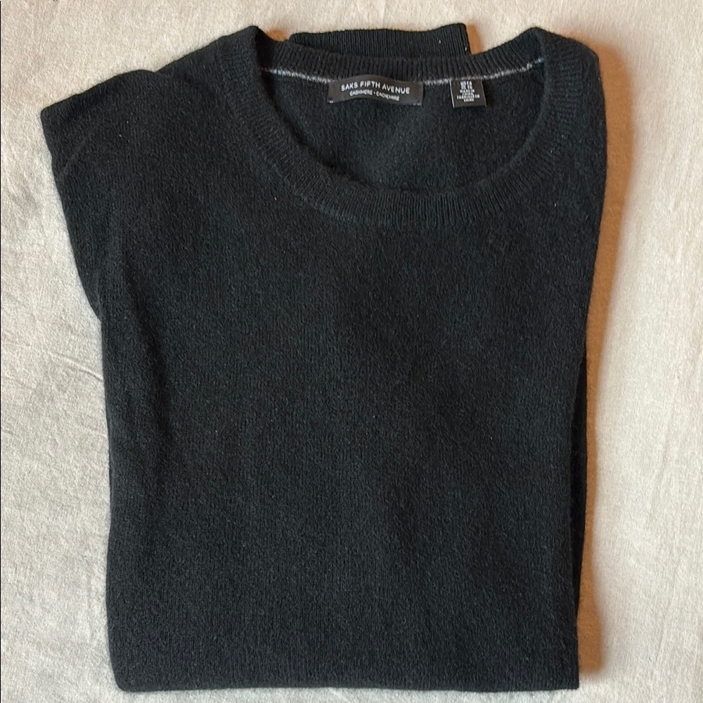100% Saks Fifth Avenue cashmere black sweater 
Size XL, men or unisex
Very soft